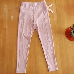 Victoria's Secret Workout/Yoga Pants with POCKETS!
